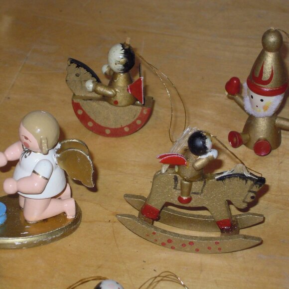 23 Vintage Gold Erzgebirge Volkskunst Wood Christmas Tree Ornament Lot Germany - Picture 5 of 5